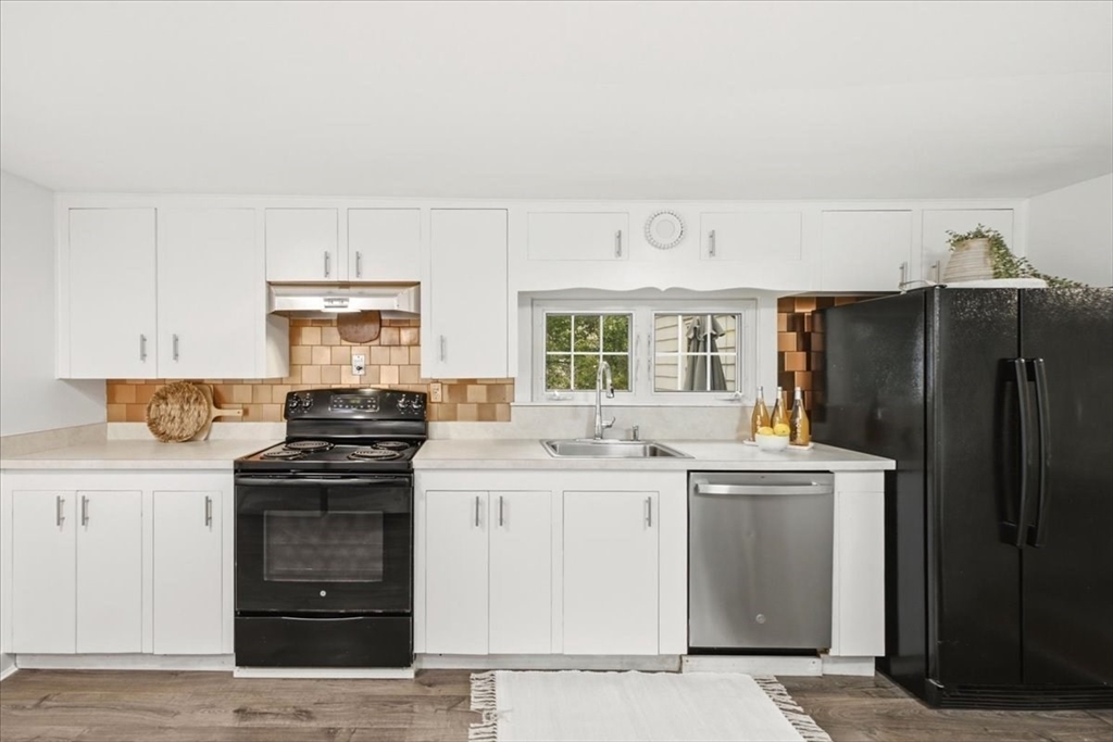 39 Fisher Street, Westwood, MA Photo #16