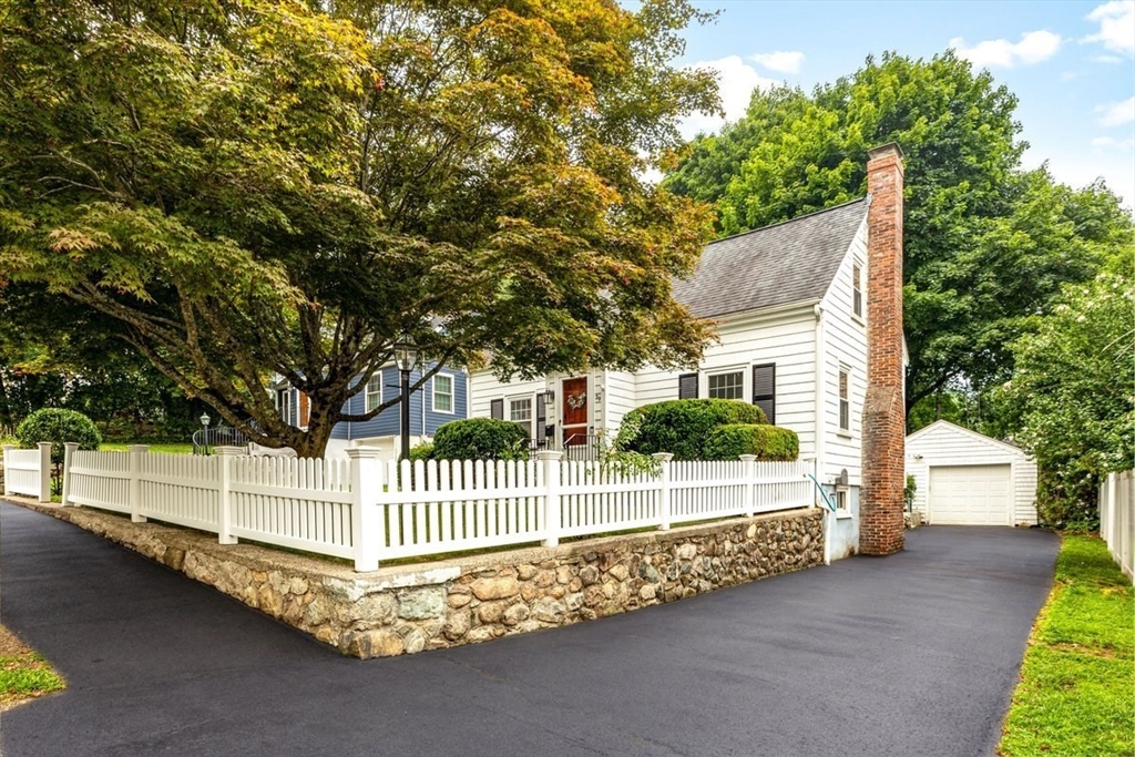 39 Fisher Street, Westwood, MA Photo #2