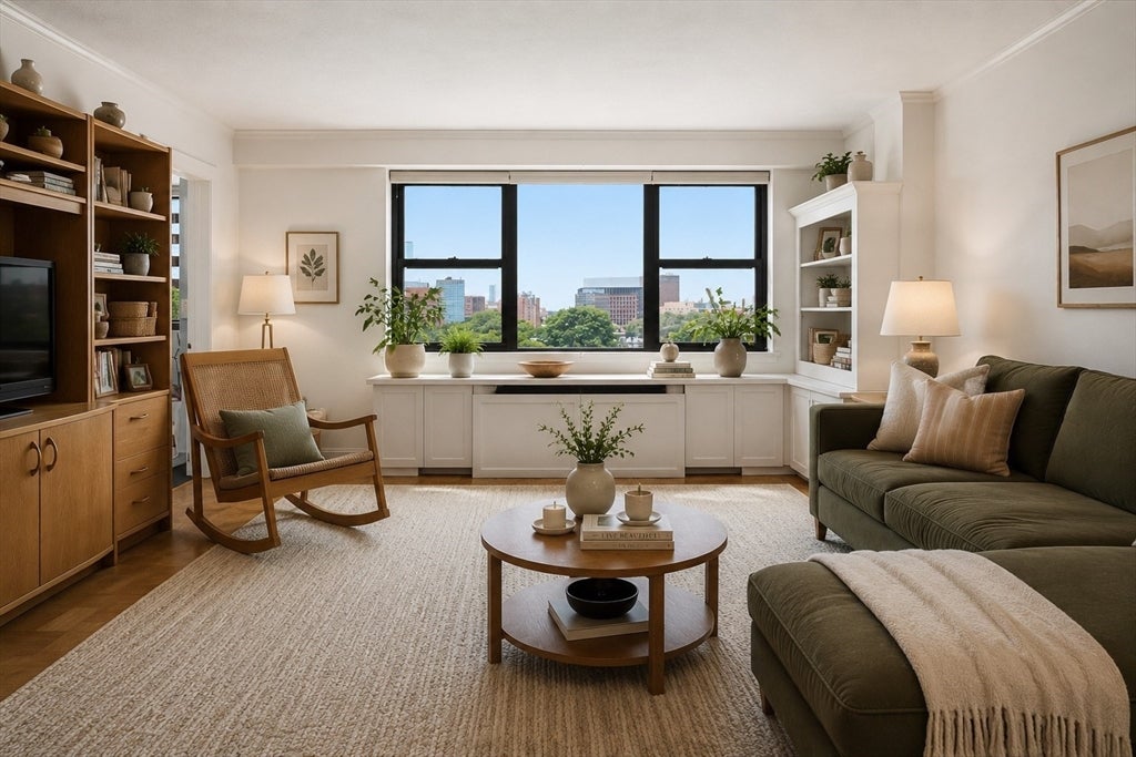 8 Whittier Pl #7J, Boston, MA Photo #3
