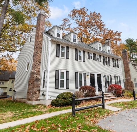 Photo of 730 Wellman Ave #730, Chelmsford, MA 01863 (MLS # 73452685)