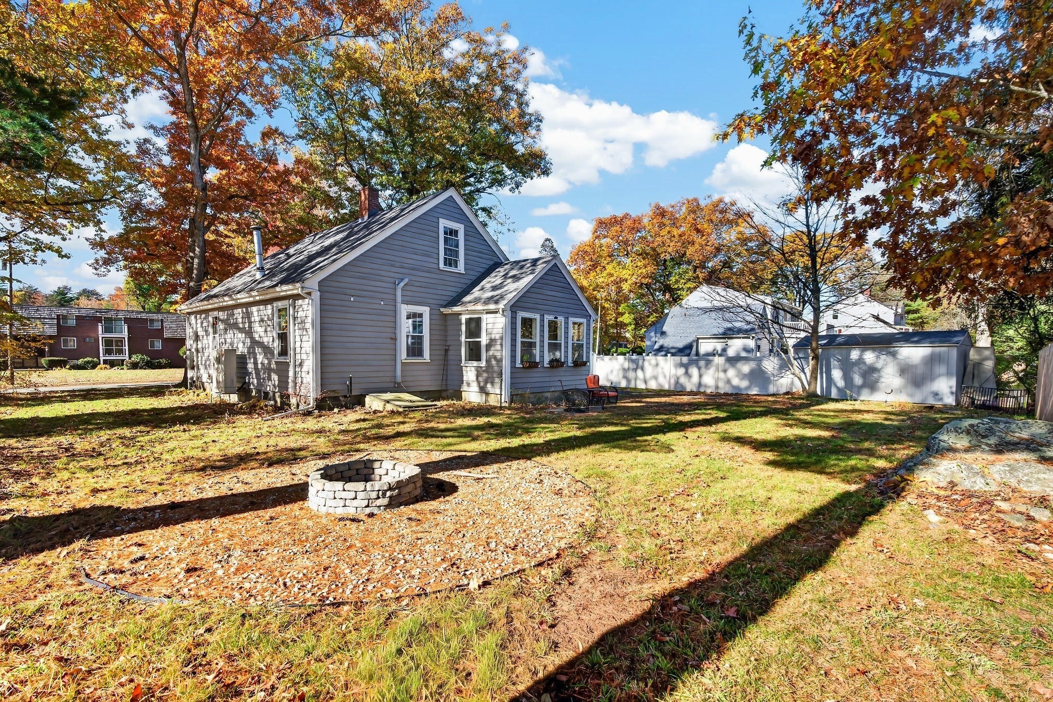 305 Thompson Rd, Webster, MA Photo #25