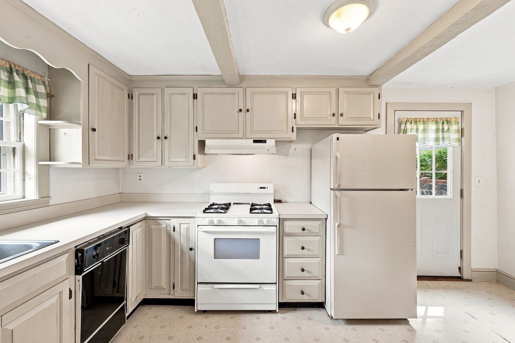 4 Littles Point Lane, Swampscott, MA, 4 Littles Point Lane, Swampscott, MA Photo #12