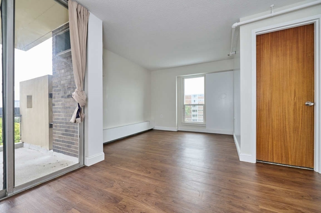 Cambridge, Massachusetts 02139, United States, 1 Bedroom Bedrooms, ,2 BathroomsBathrooms,Residential,Active,148742