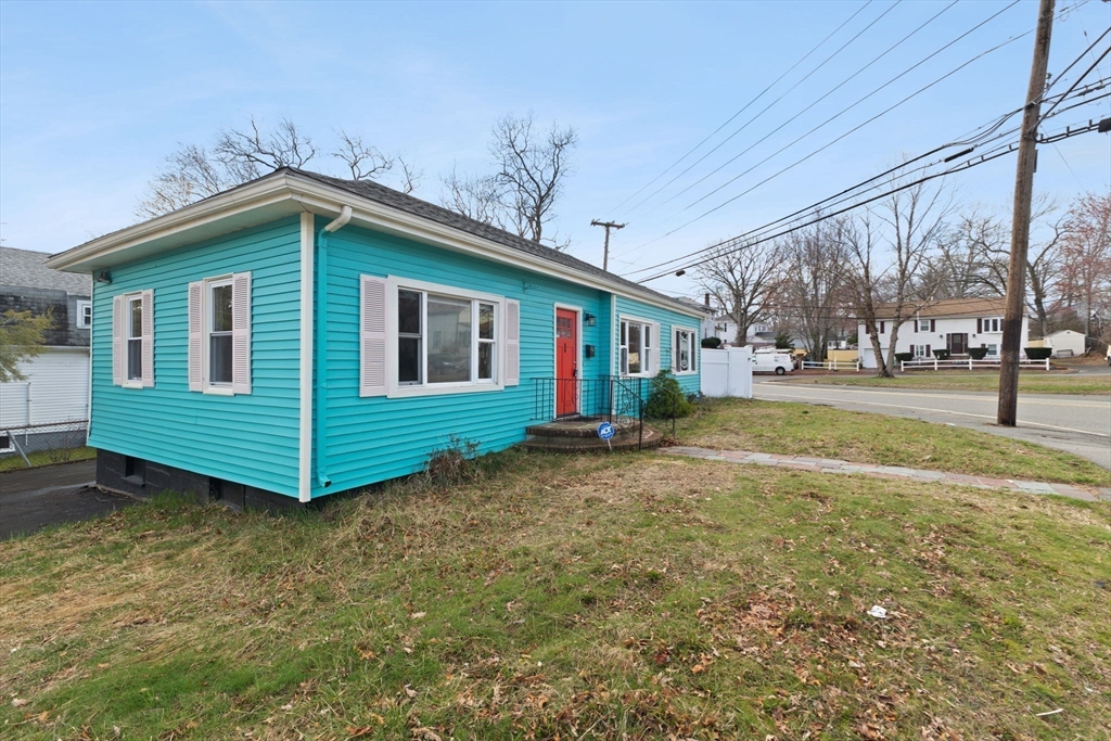 55 Pond St
