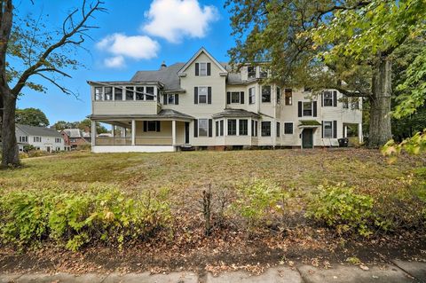 129 Morgan St Holyoke MA 01040