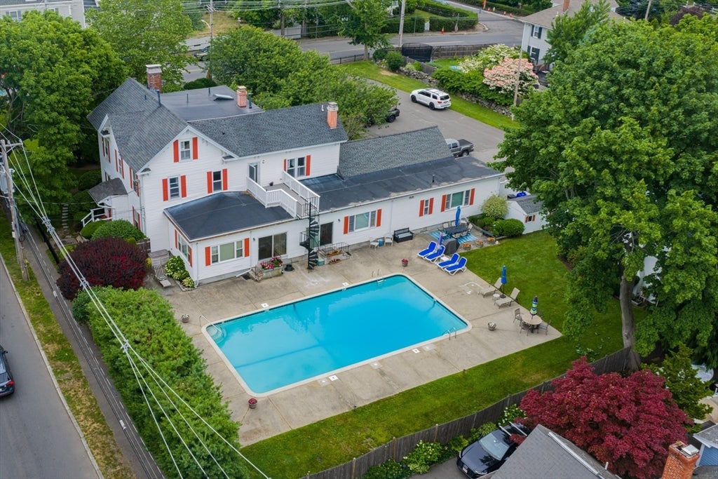 20 Ocean Ave 4