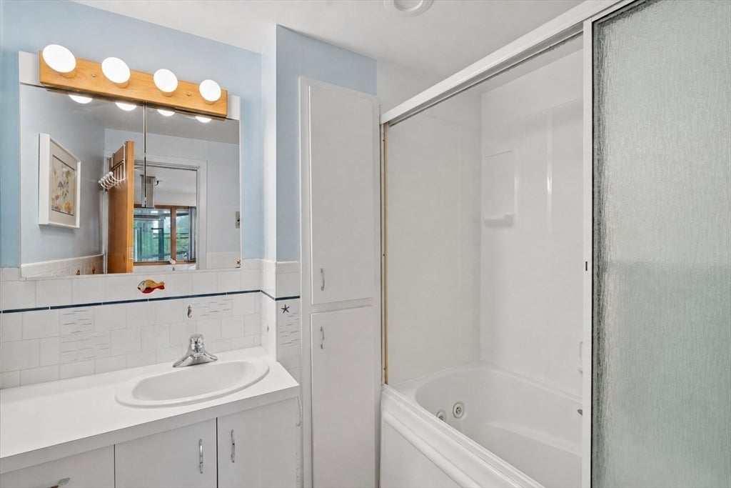 227 Chelsea St, Boston, MA, 227 Chelsea St, Boston, MA Photo #11