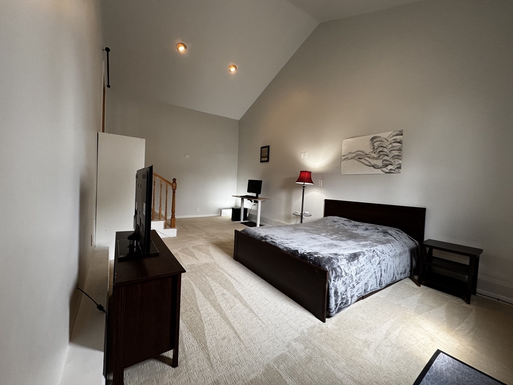 Marlborough, Massachusetts 01752, United States, 2 Bedrooms Bedrooms, ,2 BathroomsBathrooms,Residential,Active,129931