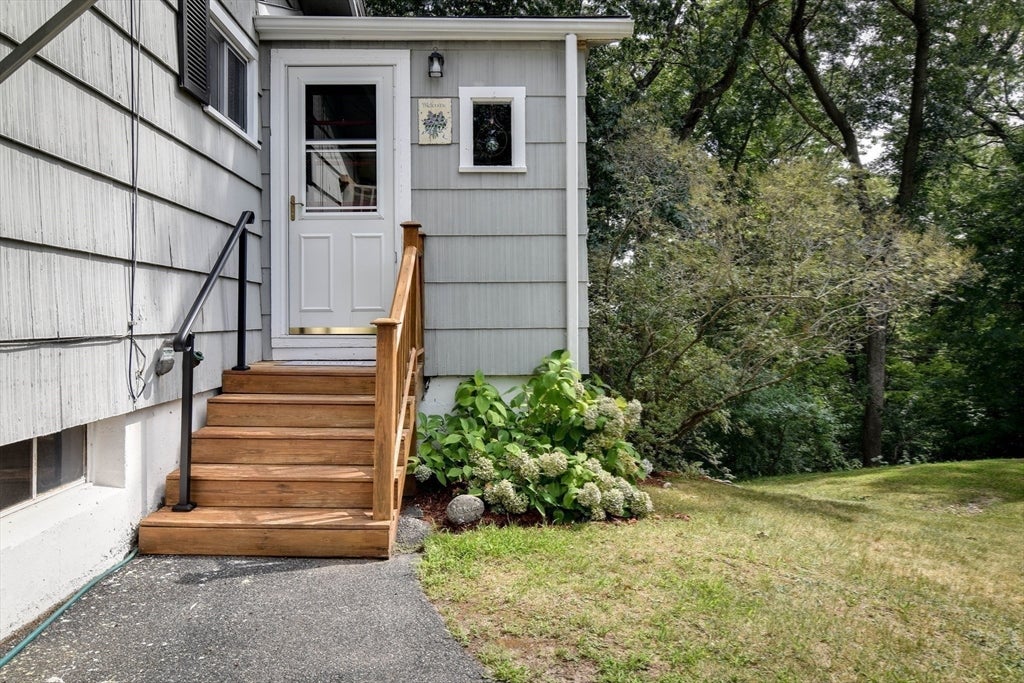 24 Upper Joclyn Ave, Framingham, MA Photo #24