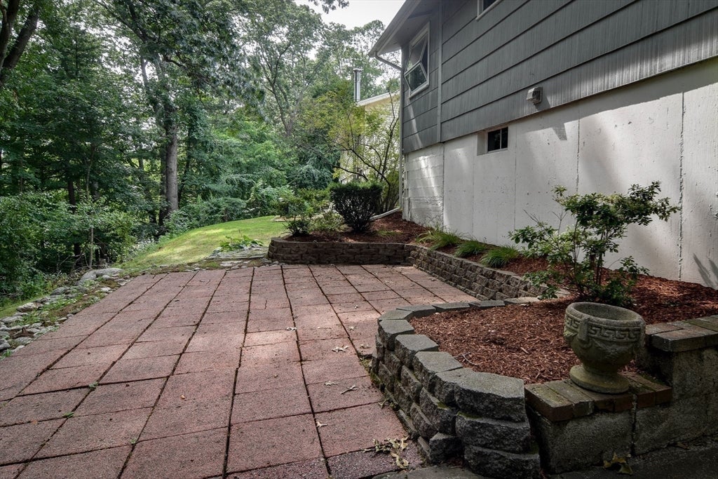 24 Upper Joclyn Ave, Framingham, MA Photo #21