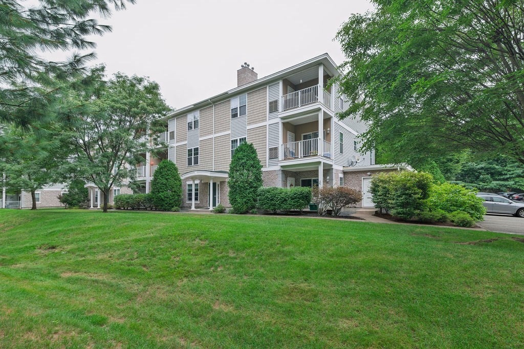 200 Roger Williams Ave #205, East Providence, RI Photo #28