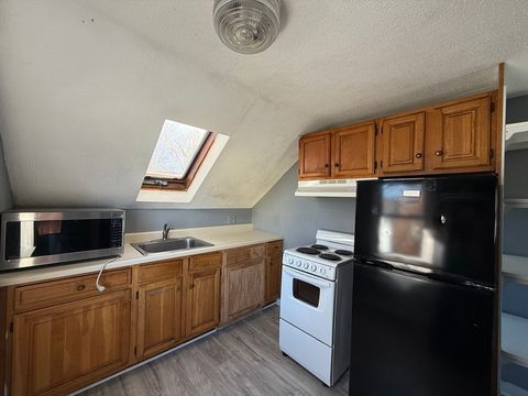 Photo of 144 Franklin St #3, Framingham, MA 01702 (MLS # 73461091)