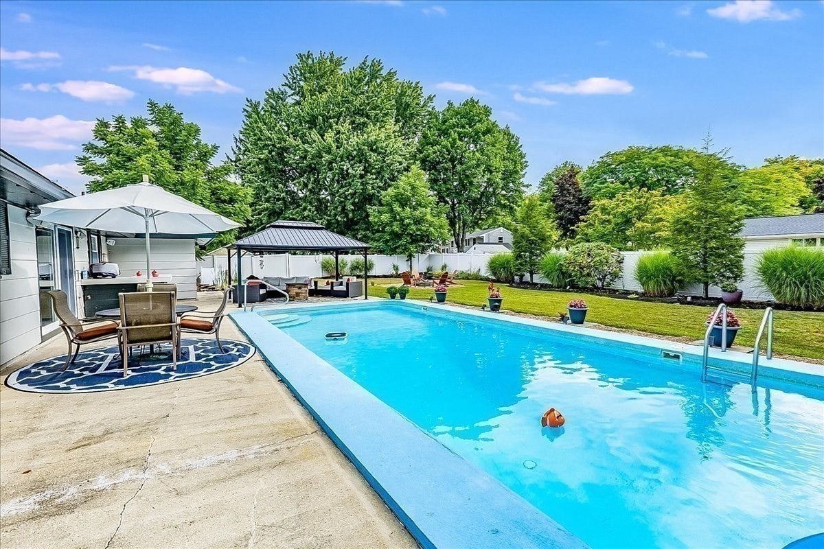 9 Algonquin Road, Danvers, MA, 9 Algonquin Road, Danvers, MA Photo #29