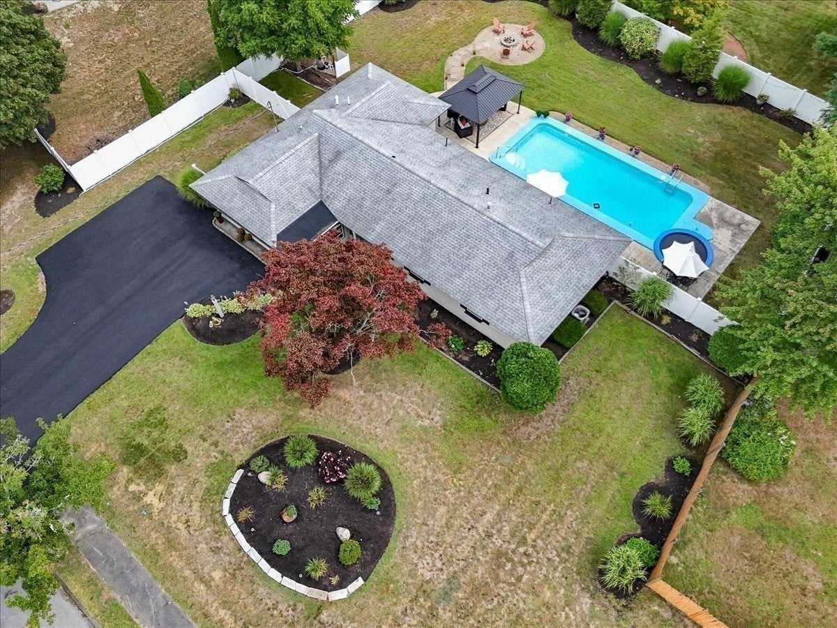 9 Algonquin Road, Danvers, MA, 9 Algonquin Road, Danvers, MA Photo #33