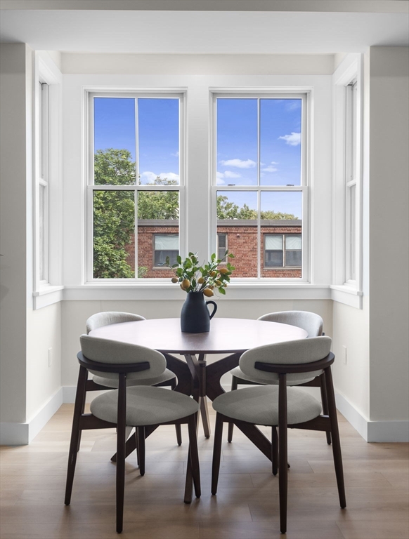 Boston, Massachusetts 02129, United States, 2 Bedrooms Bedrooms, ,2 BathroomsBathrooms,Residential,Active,197292