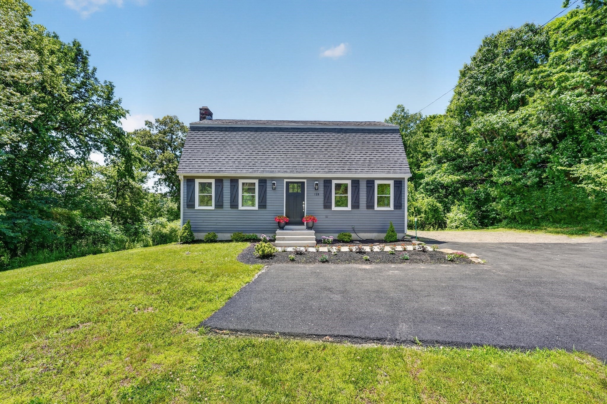 128 Providence Rd