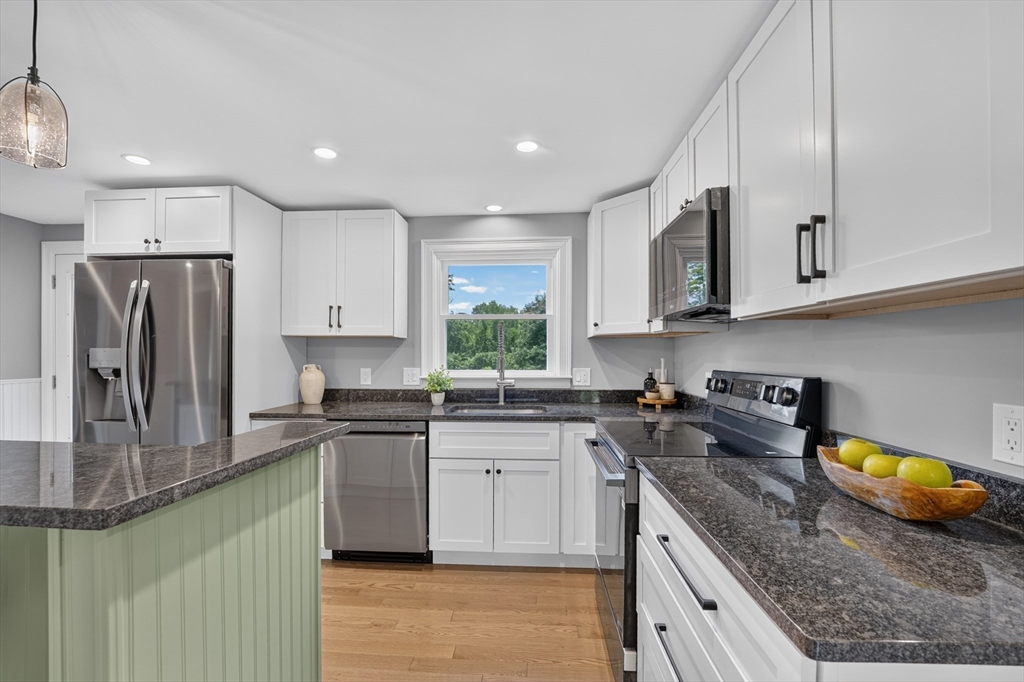 128 Providence Rd