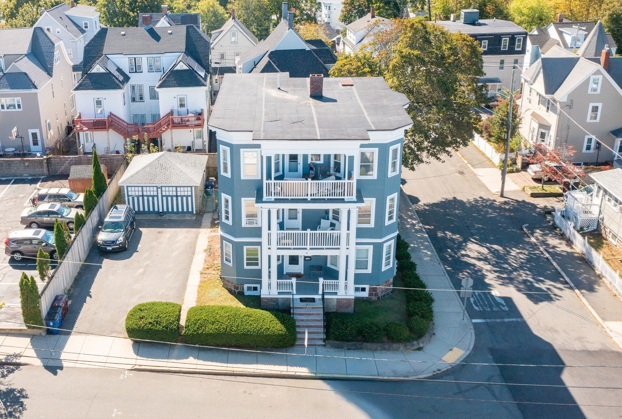 123 Crest Ave