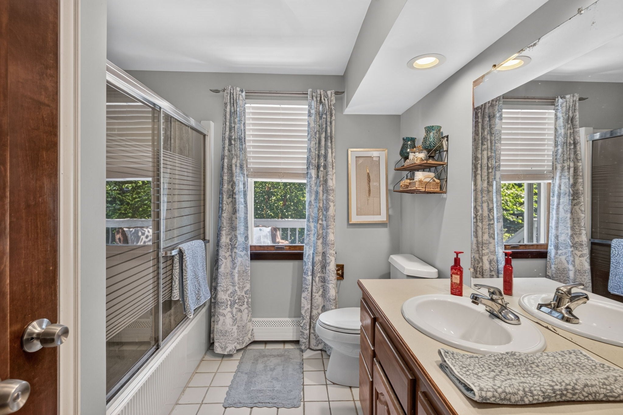 55 Irving St, Fall River, MA, 55 Irving St, Fall River, MA Photo #8