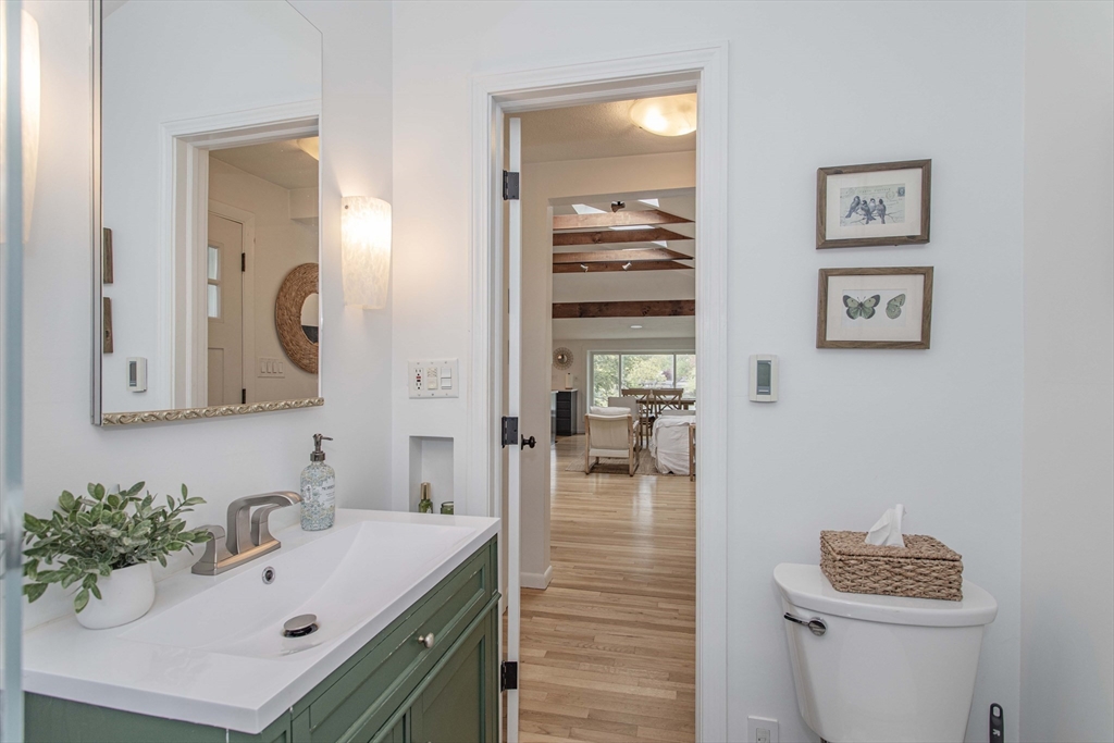 97 Dudley Rd, Wayland, MA, 97 Dudley Rd, Wayland, MA Photo #16