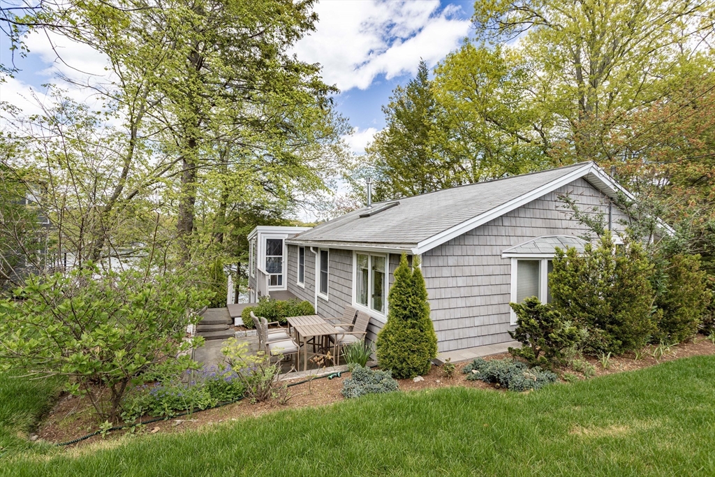 97 Dudley Rd, Wayland, MA, 97 Dudley Rd, Wayland, MA Photo #1