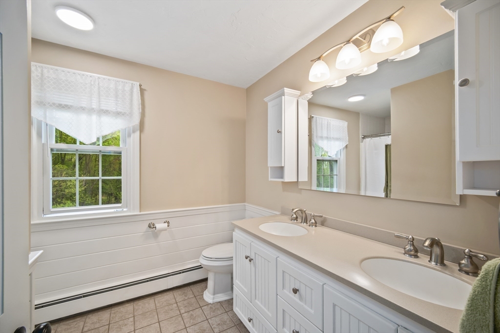 29 Shea Drive, Marlborough, MA Photo #22