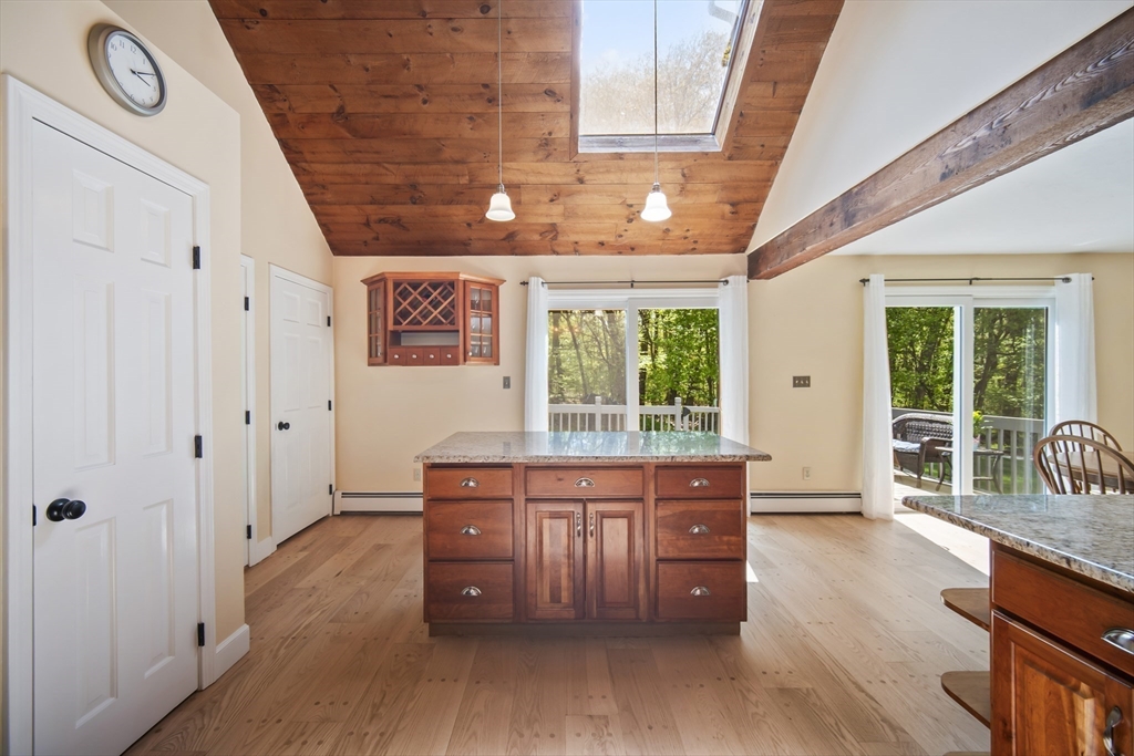 29 Shea Drive, Marlborough, MA Photo #9