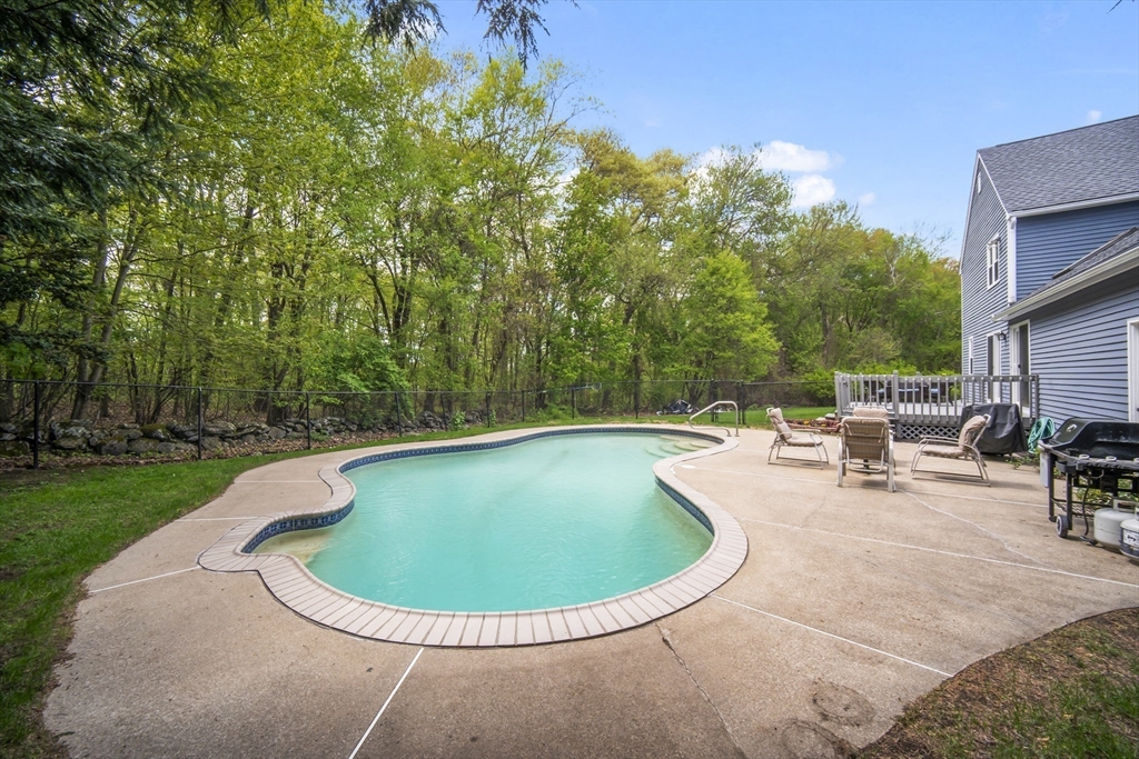 29 Shea Drive, Marlborough, MA Photo #33