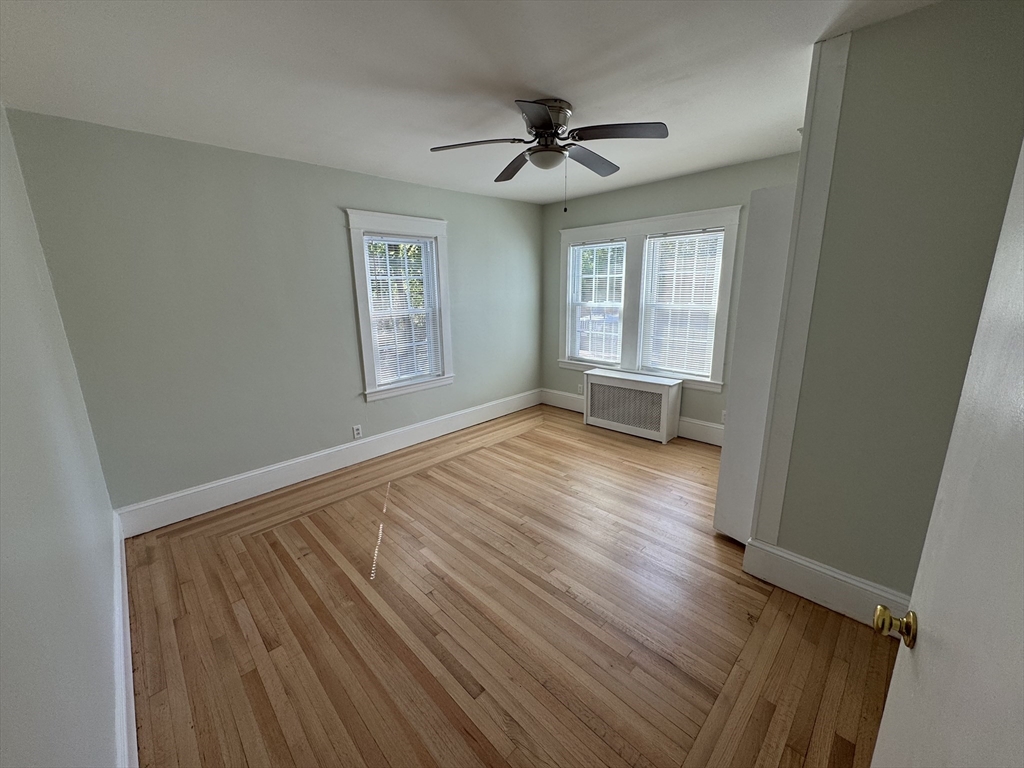 Attleboro, Massachusetts 02703, United States, 4 Bedrooms Bedrooms, ,2 BathroomsBathrooms,Residential,Active,222377