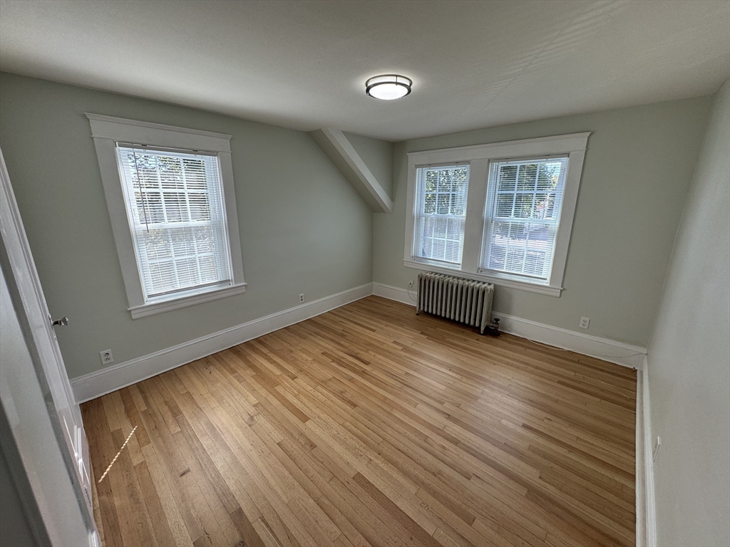 Attleboro, Massachusetts 02703, United States, 4 Bedrooms Bedrooms, ,2 BathroomsBathrooms,Residential,Active,222377