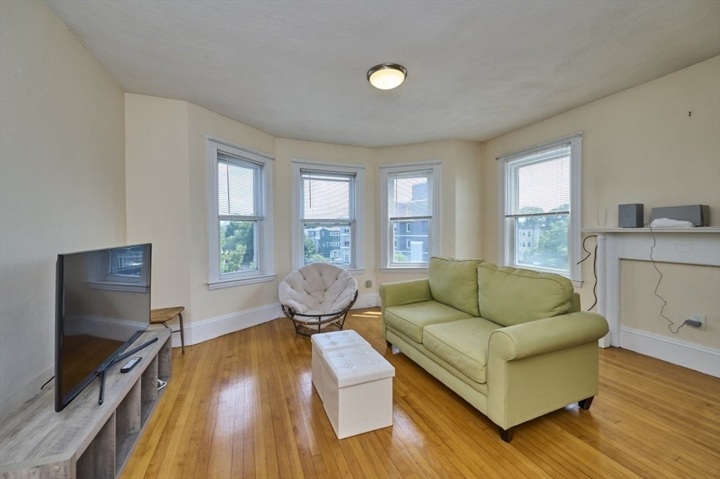 757 Somerville Ave, Somerville, MA Photo #26