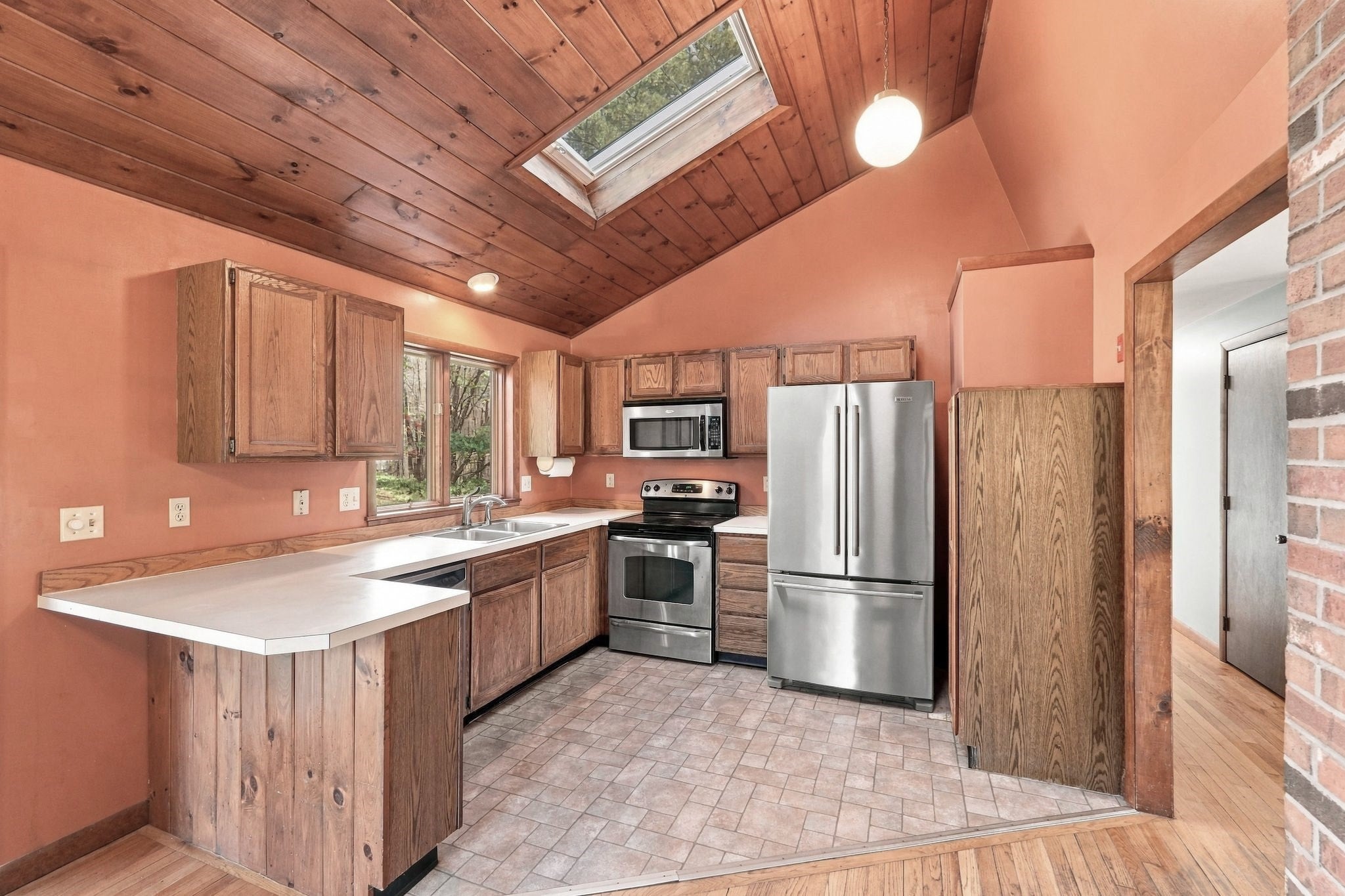 17 Highland Ave, Easthampton, MA, 17 Highland Ave, Easthampton, MA Photo #11