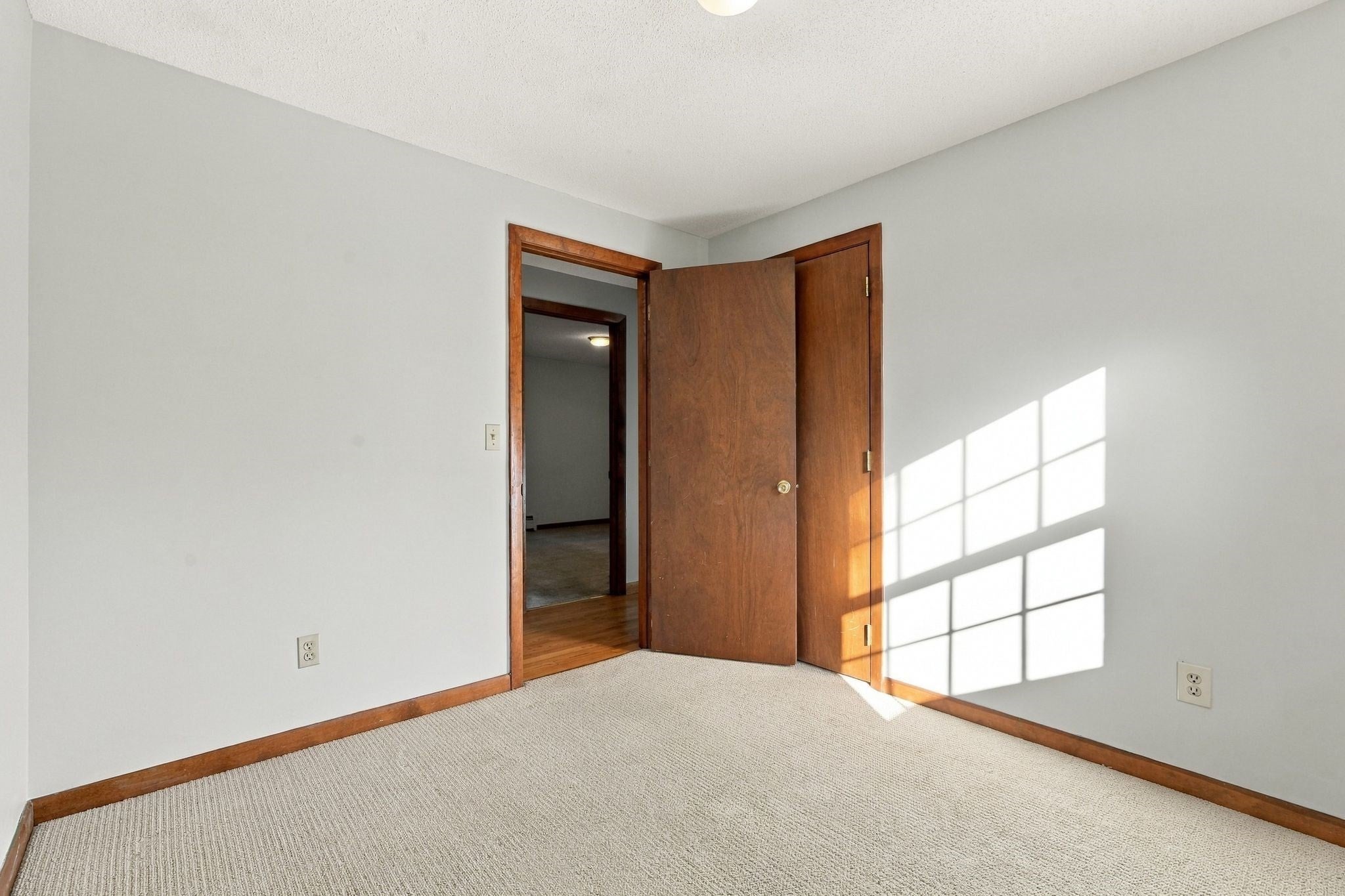 17 Highland Ave, Easthampton, MA, 17 Highland Ave, Easthampton, MA Photo #19