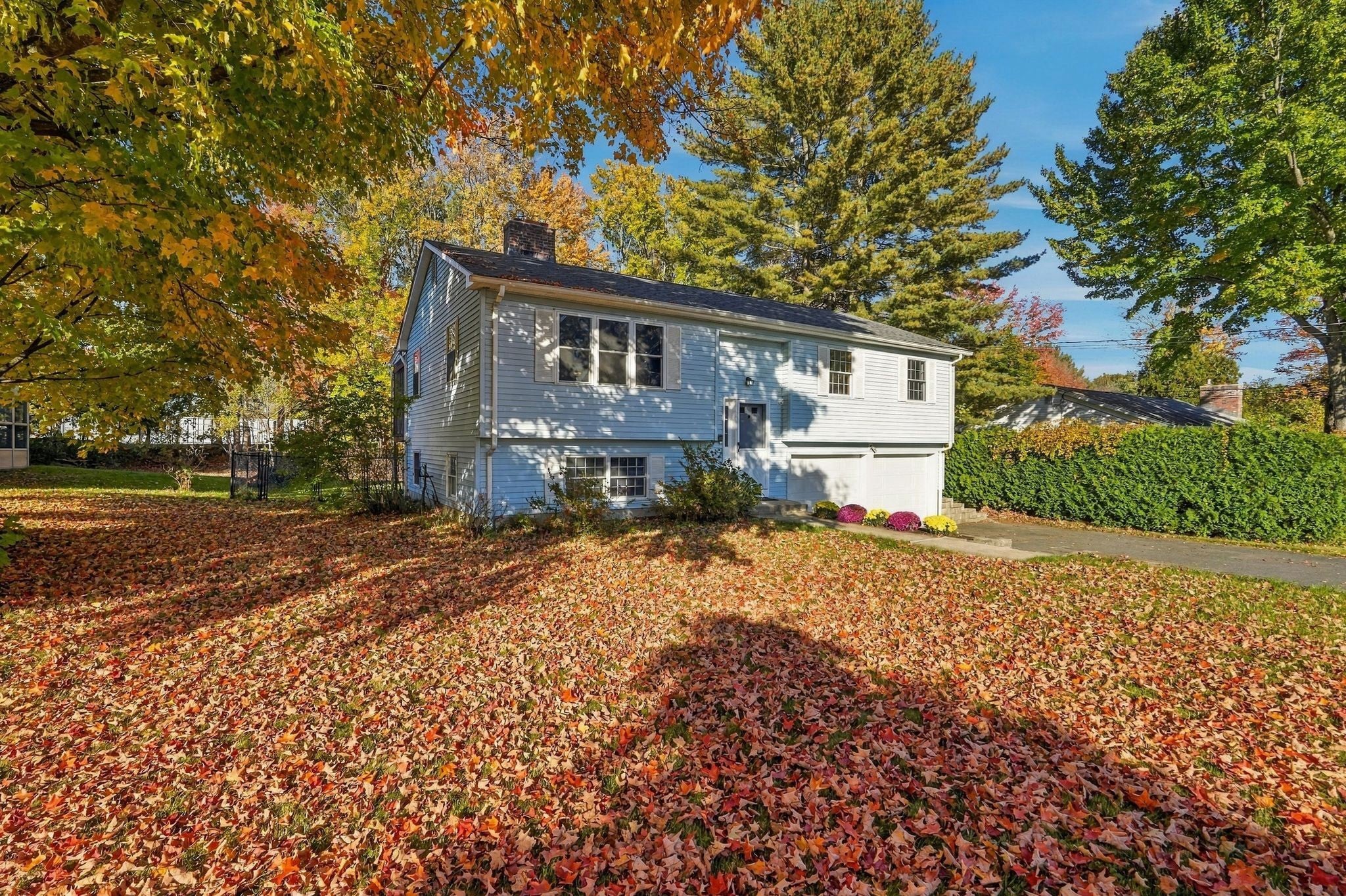 17 Highland Ave, Easthampton, MA, 17 Highland Ave, Easthampton, MA Photo #2