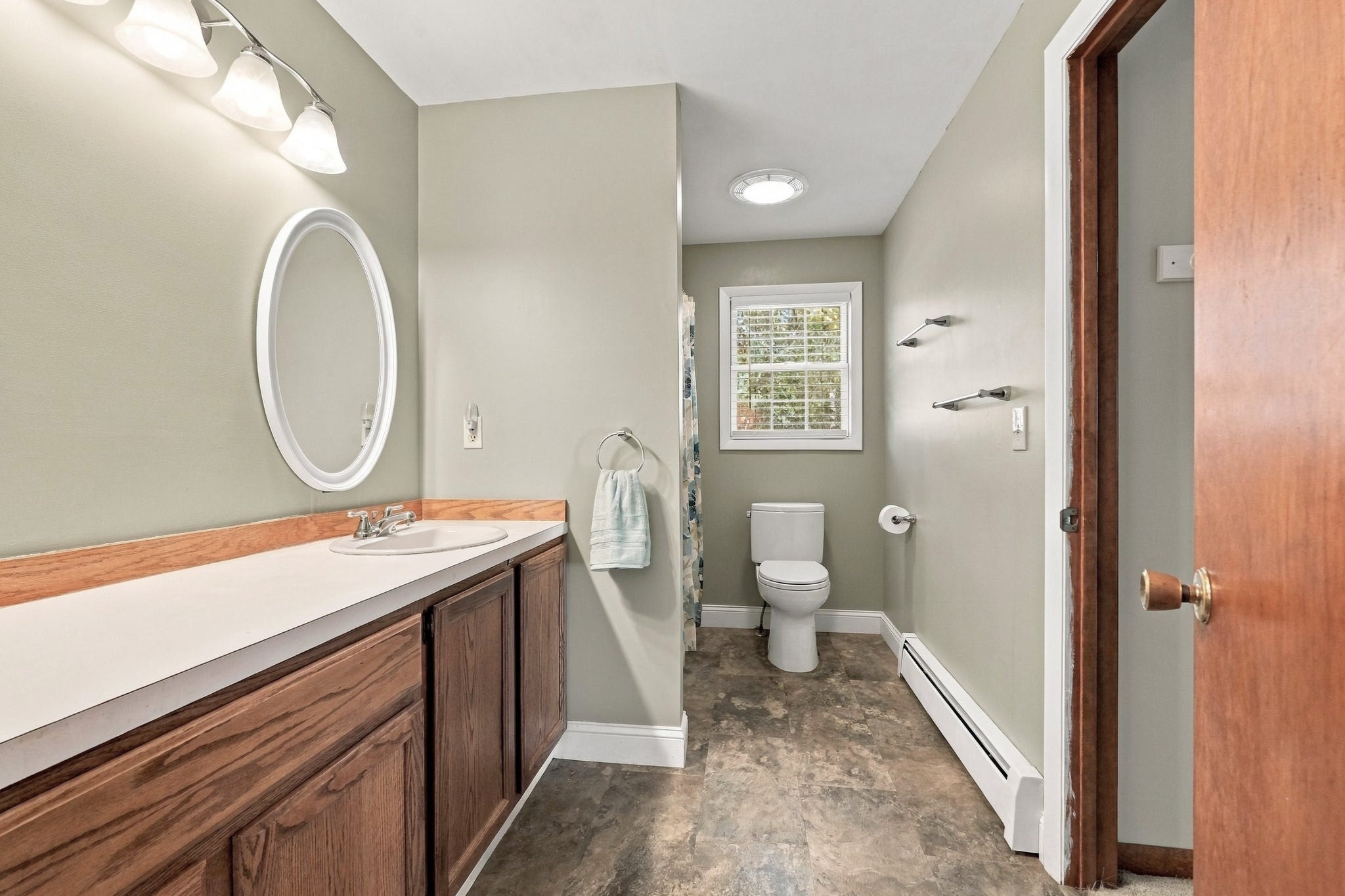 17 Highland Ave, Easthampton, MA, 17 Highland Ave, Easthampton, MA Photo #20