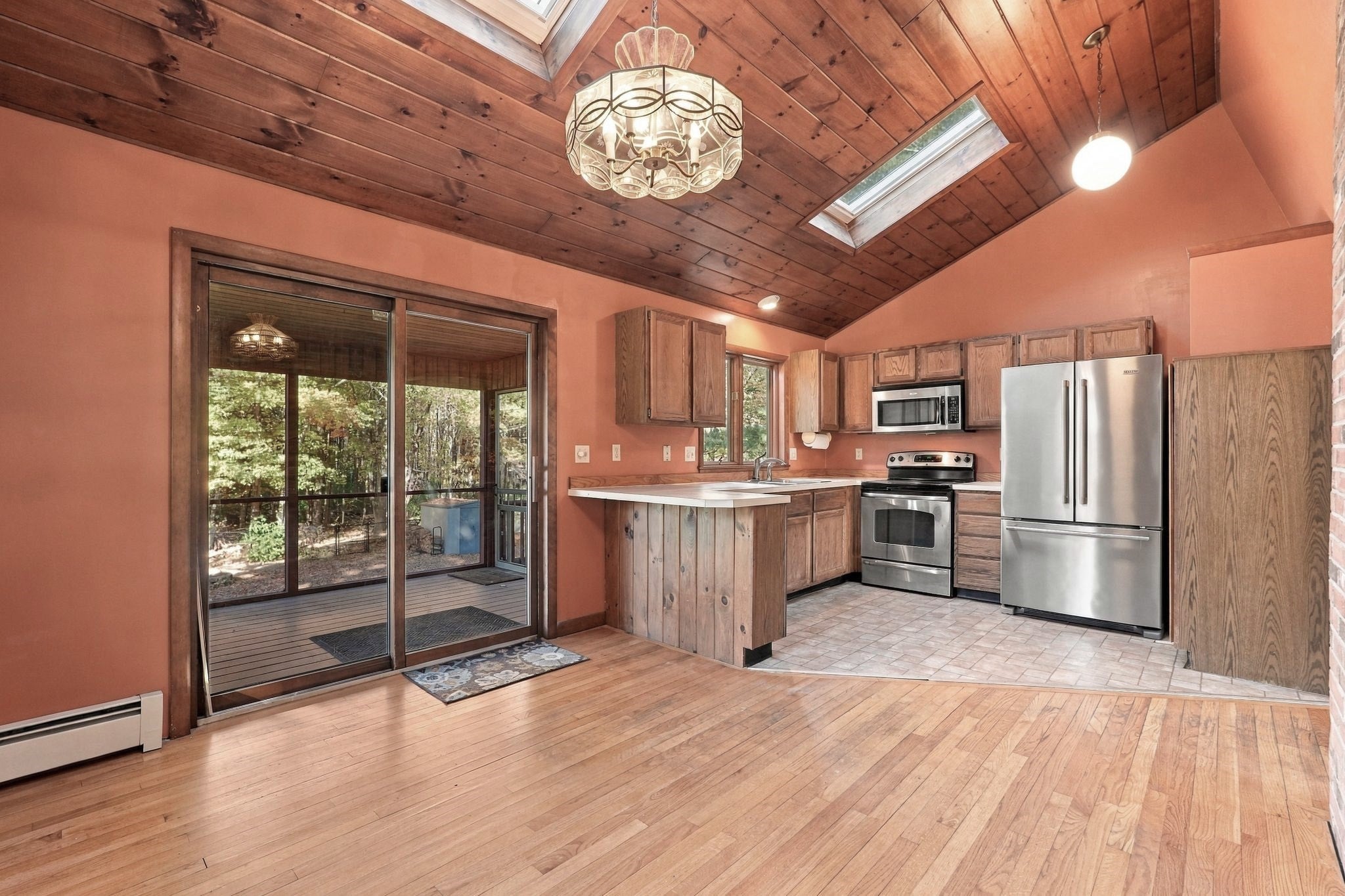 17 Highland Ave, Easthampton, MA, 17 Highland Ave, Easthampton, MA Photo #9