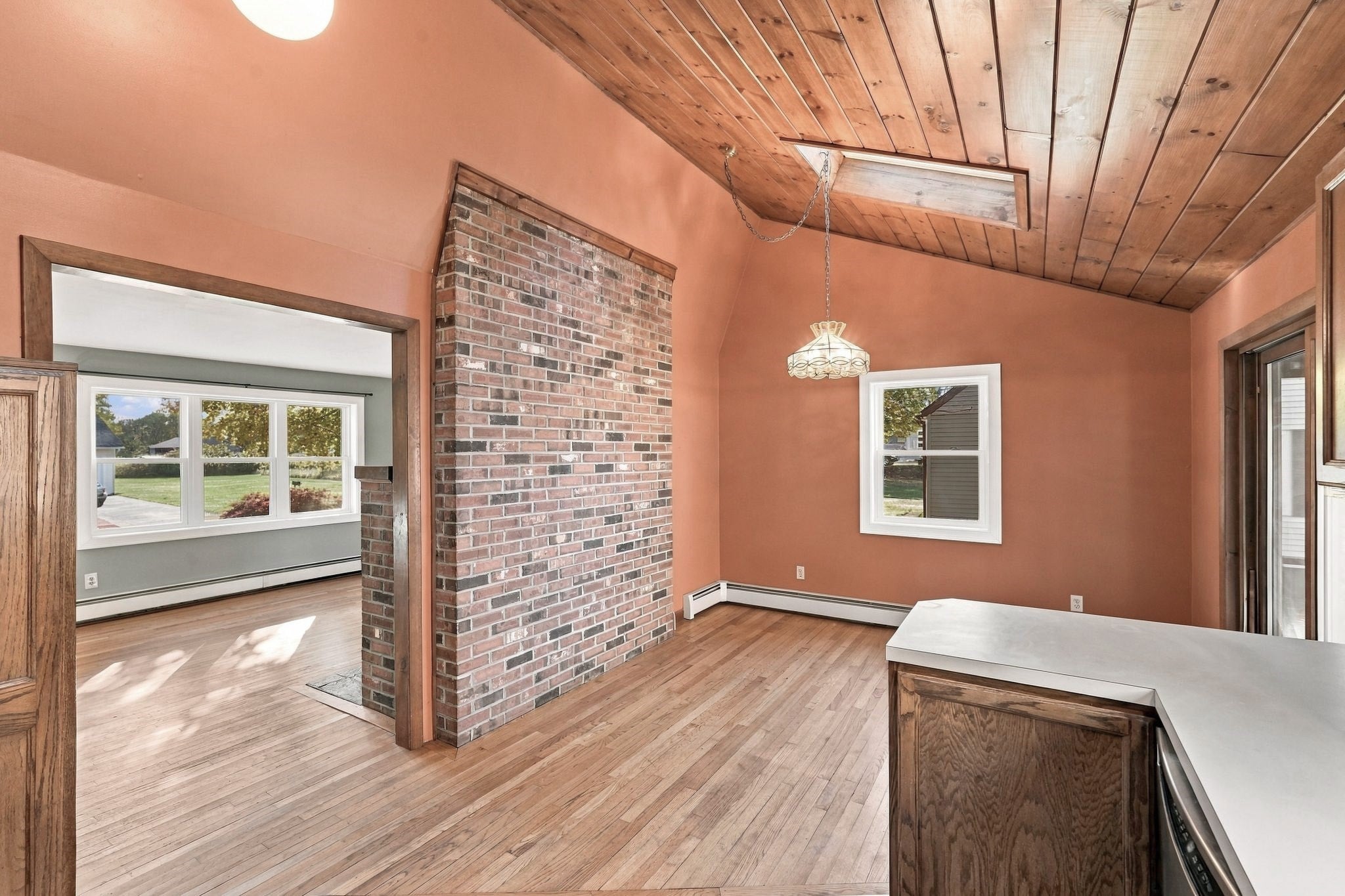 17 Highland Ave, Easthampton, MA, 17 Highland Ave, Easthampton, MA Photo #13