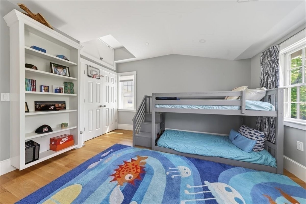 11 Planters Field Ln, Hingham, MA Photo #20