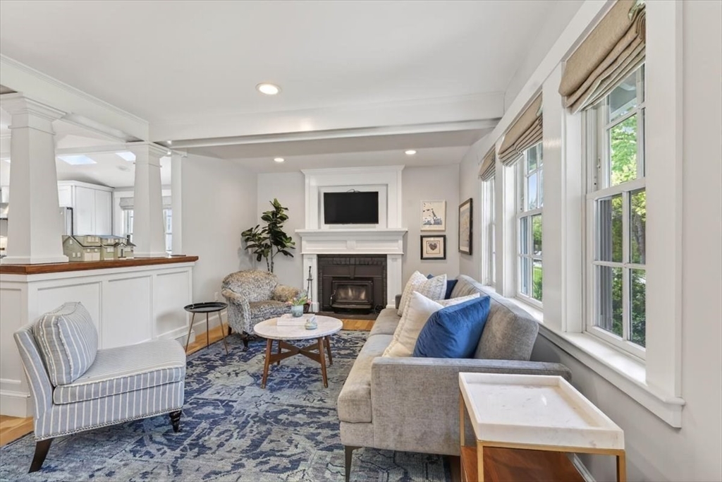 11 Planters Field Ln