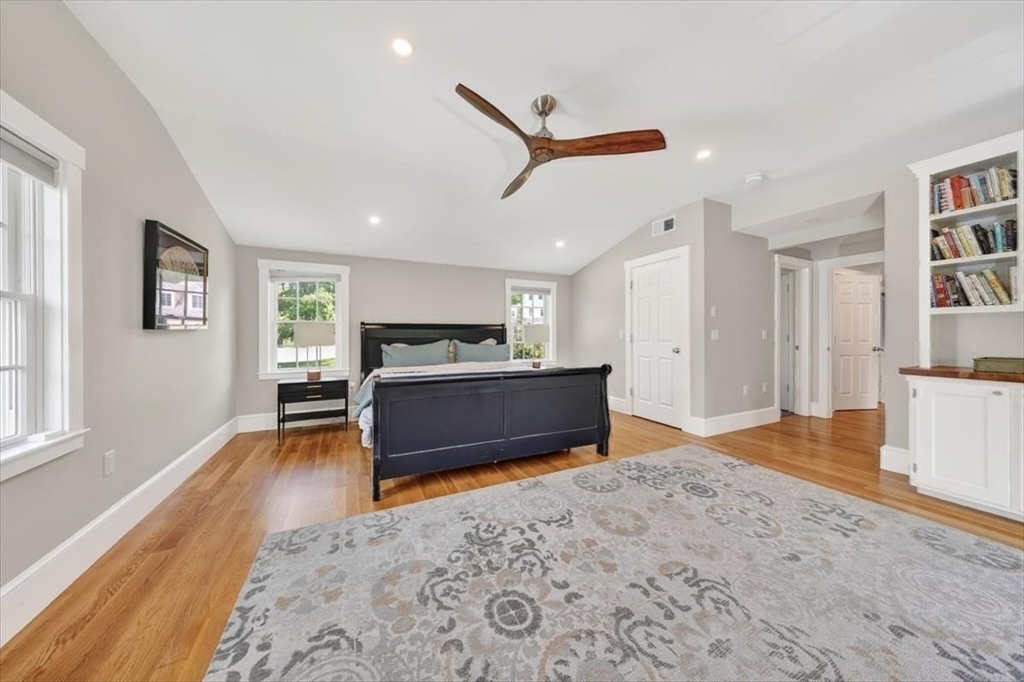 11 Planters Field Ln, Hingham, MA Photo #17