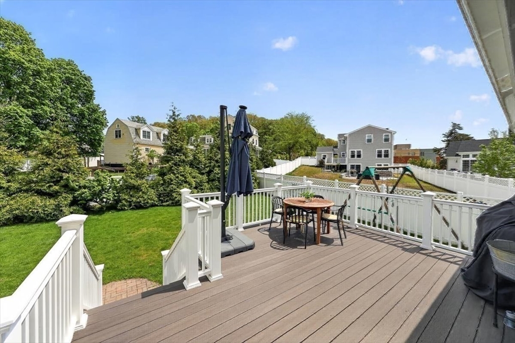 11 Planters Field Ln, Hingham, MA Photo #31