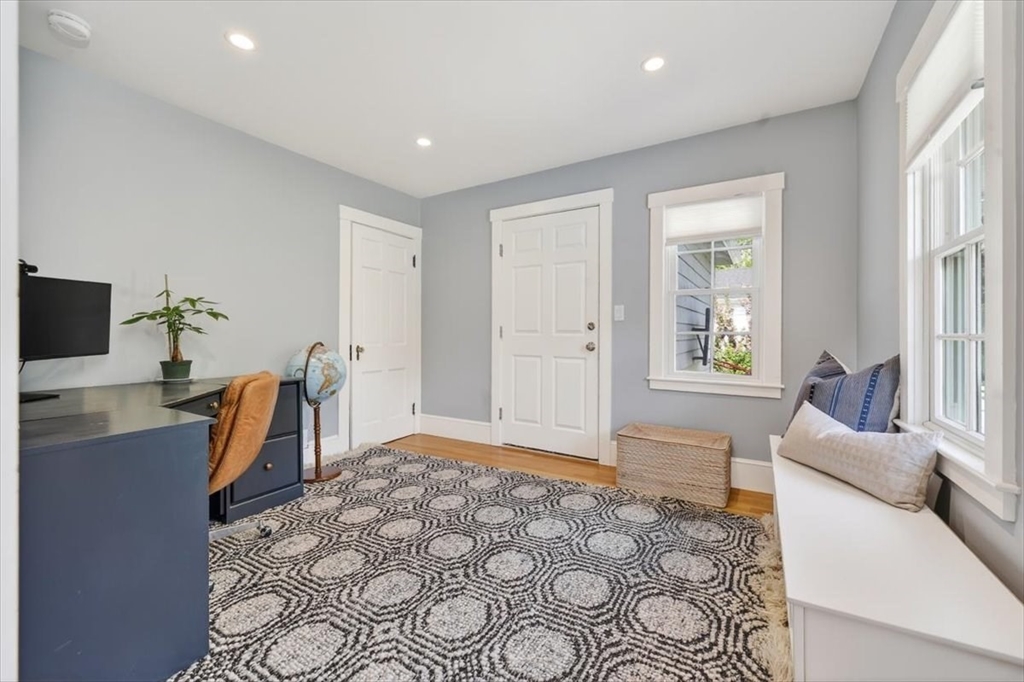 11 Planters Field Ln, Hingham, MA Photo #13