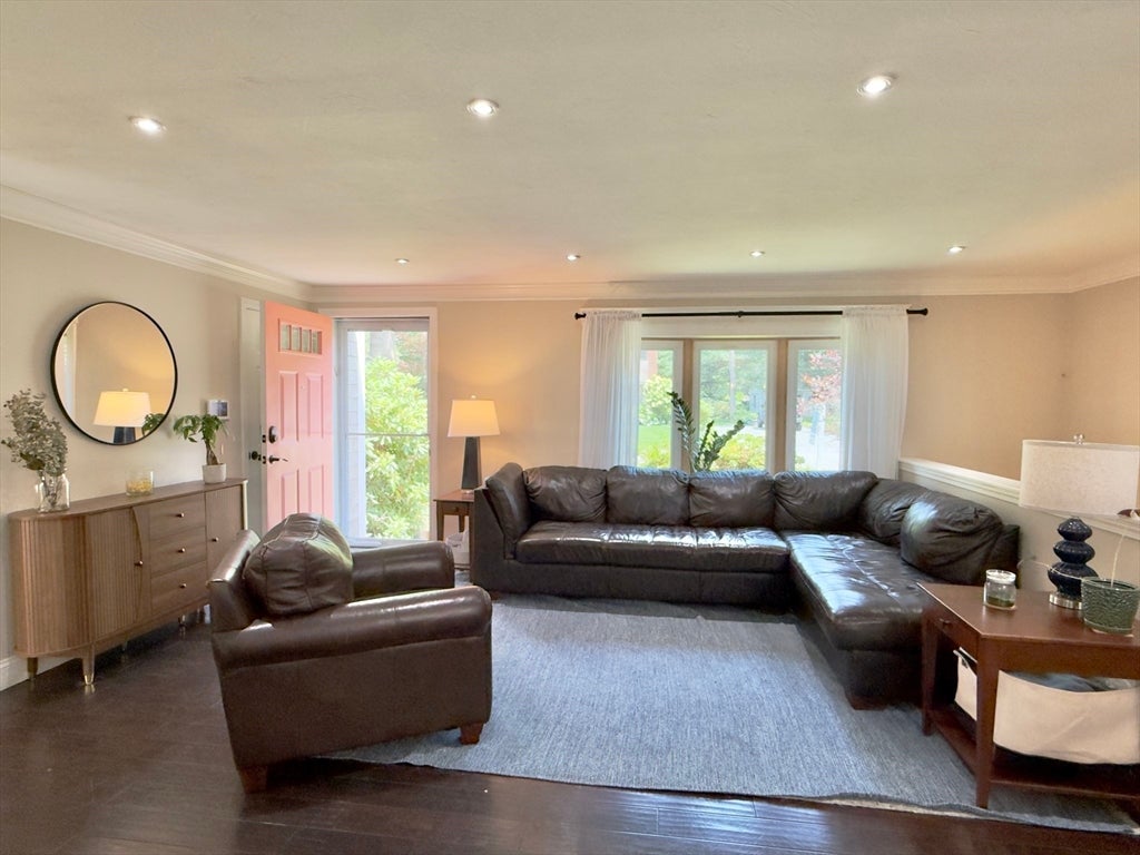 31 Childs St