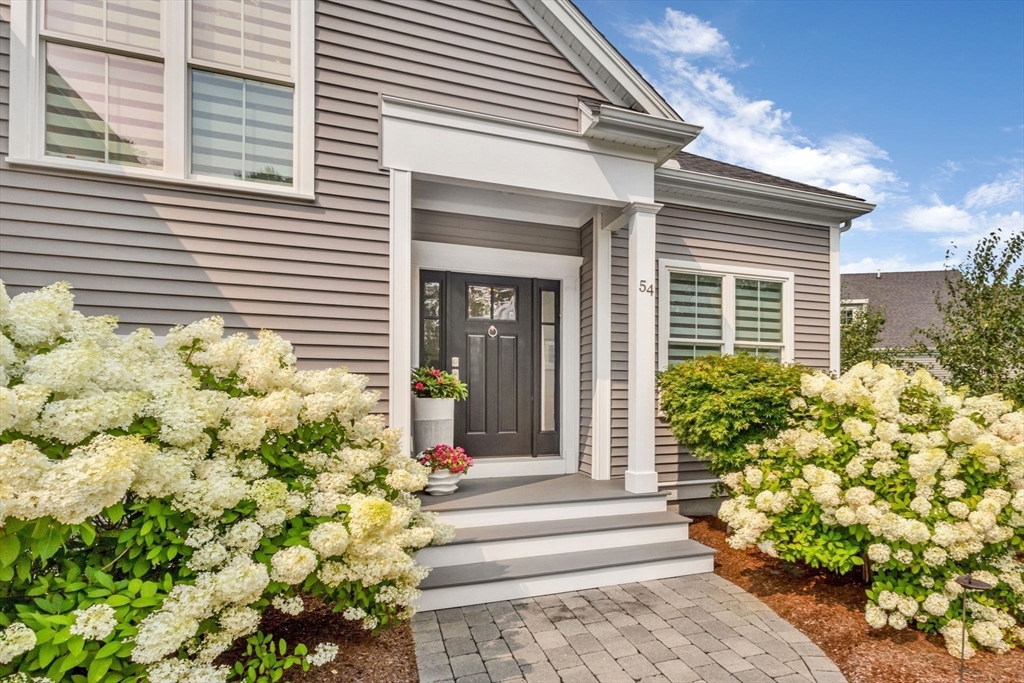 54 Rockwood Ln 54