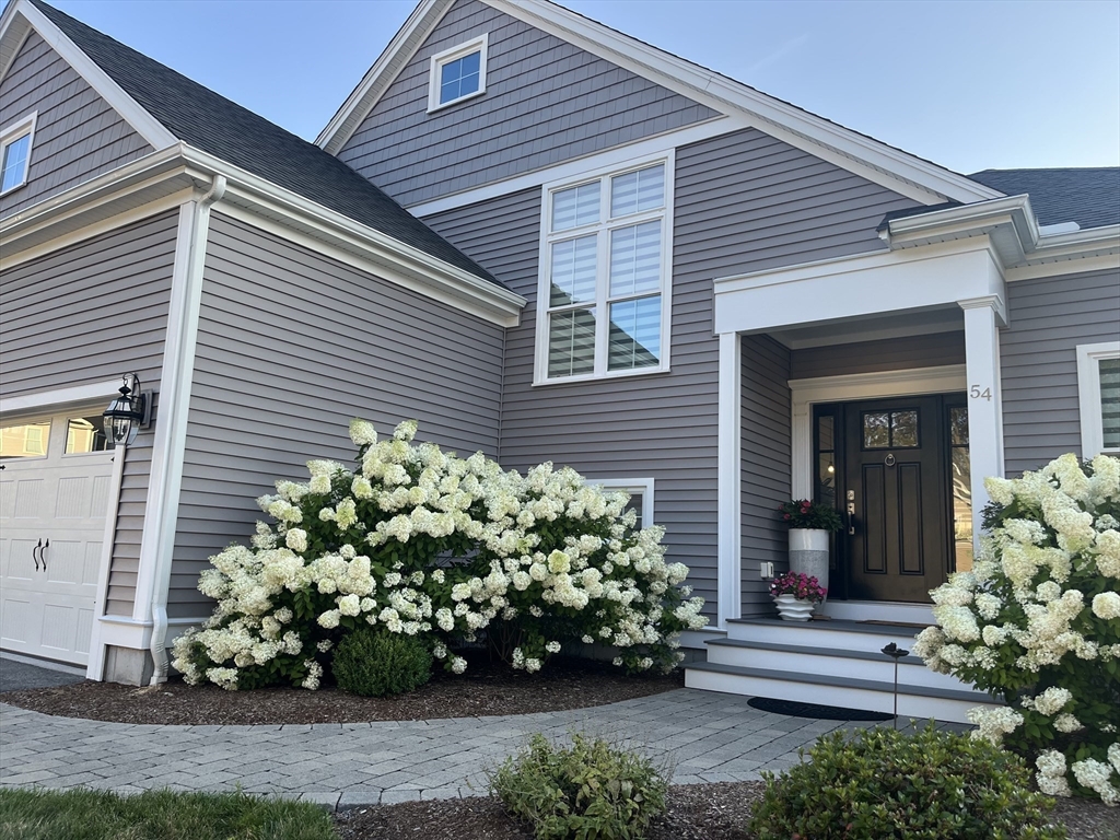 54 Rockwood Ln 54