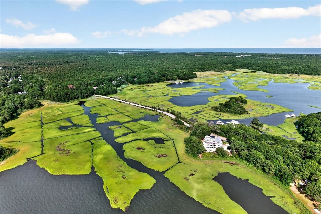 203 Monomoscoy Rd, Mashpee, MA, 203 Monomoscoy Rd, Mashpee, MA Photo #1