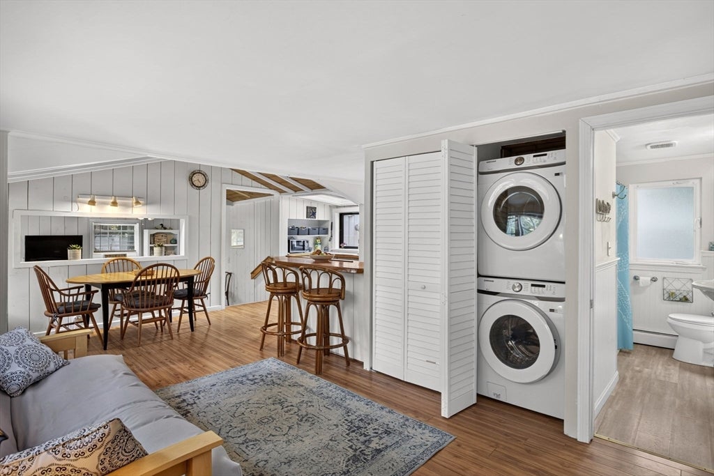 203 Monomoscoy Rd, Mashpee, MA, 203 Monomoscoy Rd, Mashpee, MA Photo #6