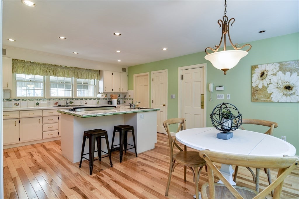 9 Buttercup Ln