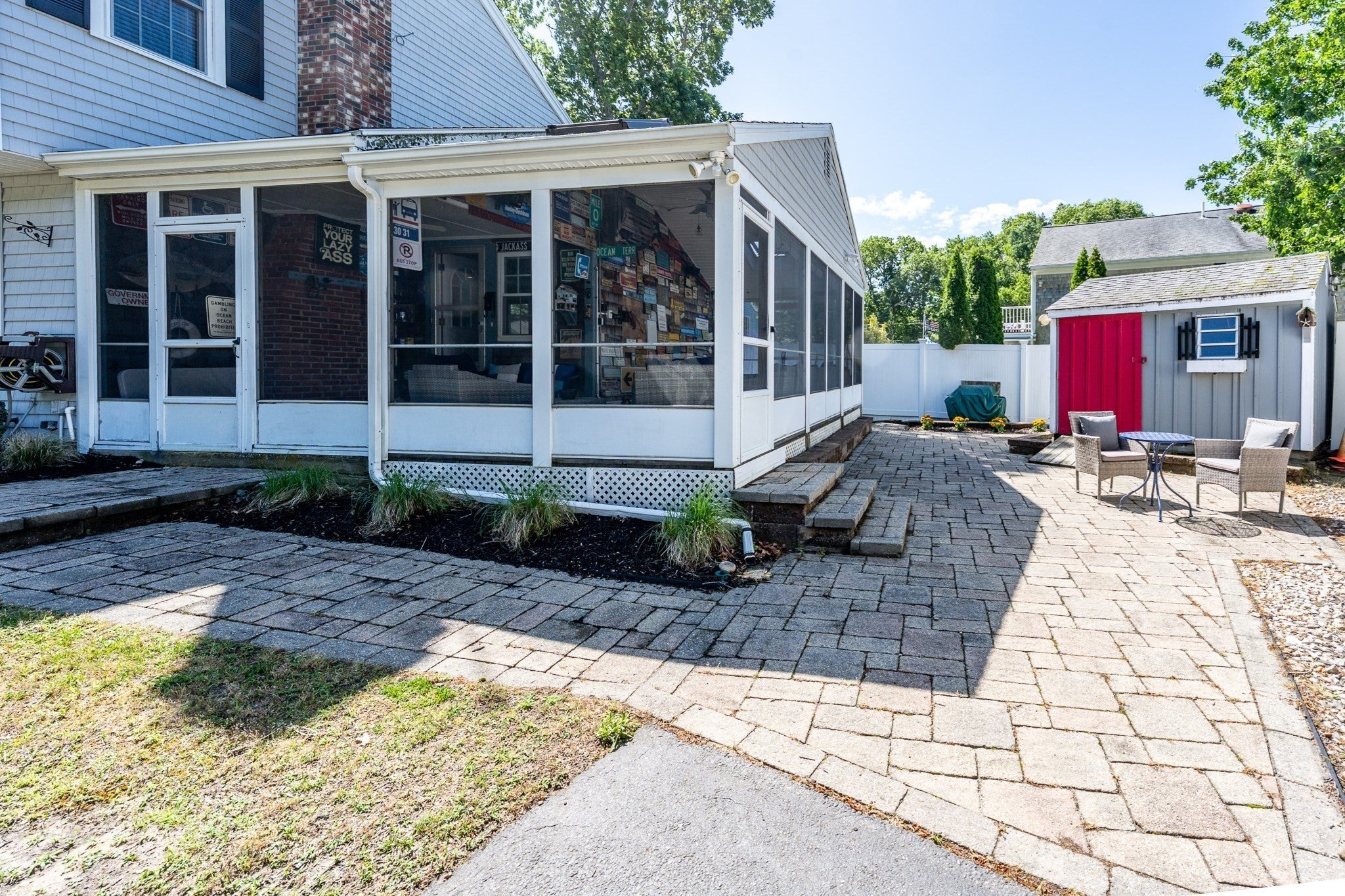 135 Baxter Ave