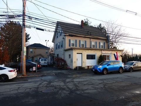 192-196 Willow St Waltham MA 02453